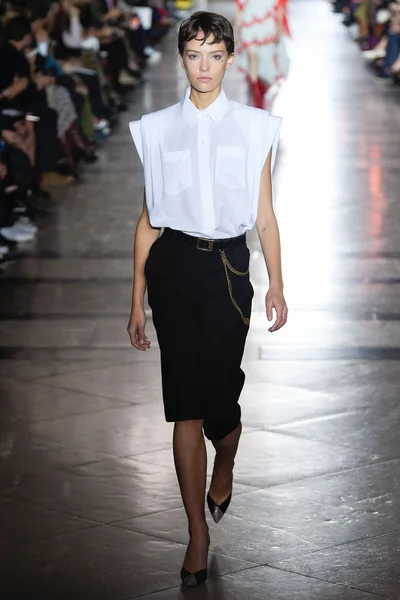 Look 61